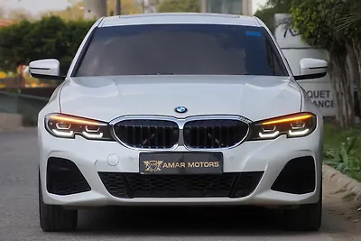 2023 BMW 3-Series 330i M Sport Dark 1 2023 BMW 3-Series 330i M Sport Dark 1
