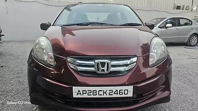 2013 Honda Amaze 1.5 SX i-DTEC 1 2013 Honda Amaze 1.5 SX i-DTEC 1