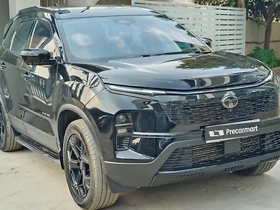Second Hand Tata Safari Accomplished Plus 6 STR Dark Edition AT in Bangalore