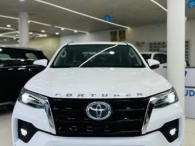 2023 Toyota Fortuner 4X4 AT 2.8 Diesel 1
