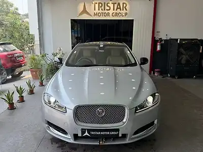 2015 Jaguar XF 2.2 Diesel Luxury 1