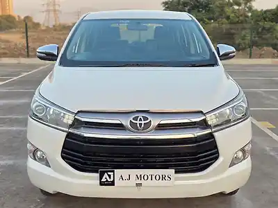 Second Hand टोयोटा इनोवा क्रिस्टा 2.4 Z 7 STR in ठाणे