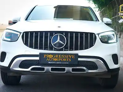 Second Hand मर्सिडीज़ बेंज़ GLC कूपे 300d 4मैटिक in दिल्ली