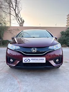 2017 Honda Jazz V AT Petrol 1 2017 Honda Jazz V AT Petrol 1