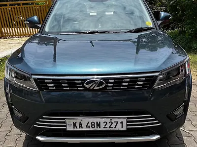 Second Hand Mahindra XUV300 W8 1.5 Diesel [2020] in Dak. Kannada
