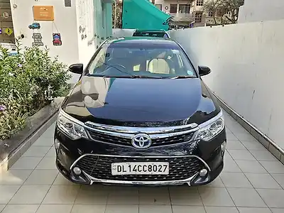 Second Hand टोयोटा कैमरी 2.5 लीटर ऑटोमैटिक in गुड़गांव