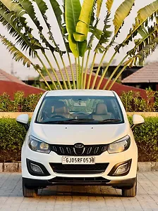 2018 Mahindra Marazzo M8 7 STR 1 2018 Mahindra Marazzo M8 7 STR 1