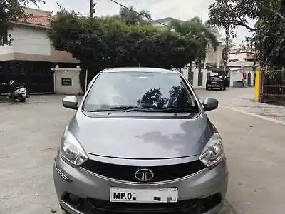 2018 टाटा टिगोर रेवोट्रॉन xm 1