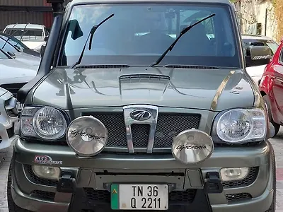 2011 Mahindra Scorpio VLX Special Edition BS-IV 1
