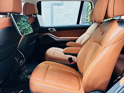 2020 BMW X7 xDrive30d DPE Signature
