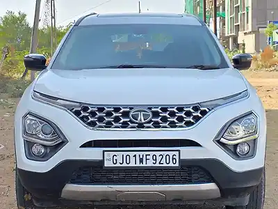 2022 टाटा सफारी xt प्लस न्यू 1