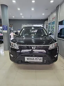 2023 Mahindra XUV300 W4 1.2 Petrol 1 2023 Mahindra XUV300 W4 1.2 Petrol 1