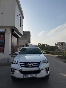 2017 Toyota Fortuner 3.0 4x4 AT 1 2017 Toyota Fortuner 3.0 4x4 AT 1