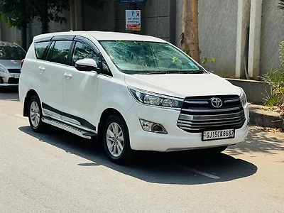 2020 Toyota Innova Crysta GX 2.4 AT 8 STR 1 2020 Toyota Innova Crysta GX 2.4 AT 8 STR 1