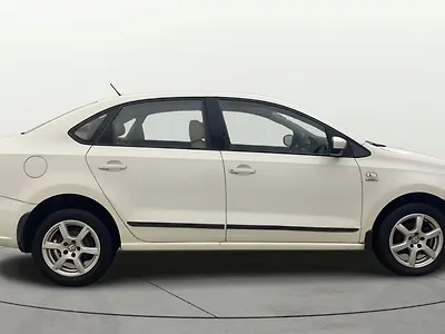 2014 Volkswagen Vento Highline Petrol