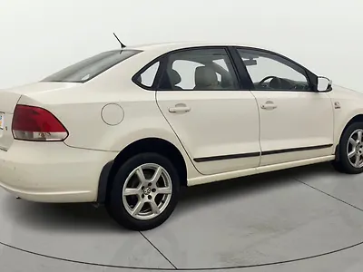 2014 Volkswagen Vento Highline Petrol
