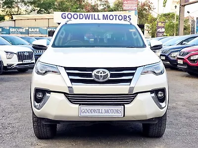 2018 Toyota Fortuner 2.8 4x2 AT [2016-2020] 1
