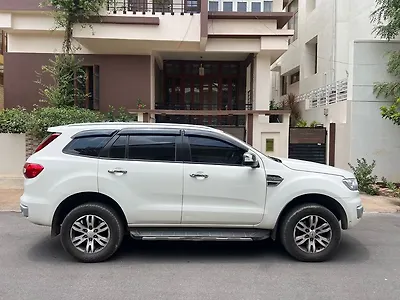 2018 Ford Endeavour Titanium 3.2 4x4 AT