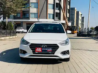 Second Hand हुंडई वरना 1.6 crdi sx in मोहाली