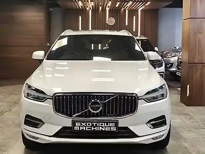 Second Hand वॉल्वो xc60 d5 इंस्क्रिप्शन in लखनऊ