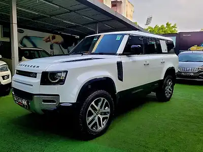 2023 Land Rover Defender 130 HSE 3.0 Diesel 1