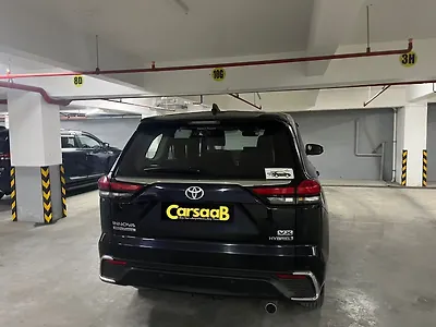 2025 Toyota Innova Hycross VX (O) Hybrid (Electric + Petrol) Automatic (e-CVT) 7 STR 1 2025 Toyota Innova Hycross VX (O) Hybrid (Electric + Petrol) Automatic (e-CVT) 7 STR 1