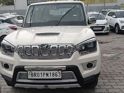 2022 Mahindra Scorpio S9 2WD 7 STR 1