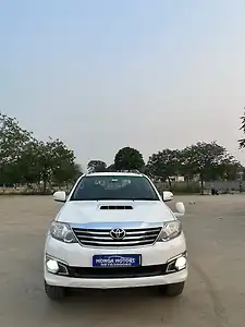 2014 Toyota Fortuner 4x2 AT 1