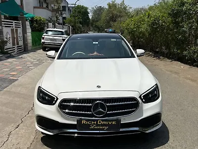 2022 मर्सिडीज़ बेंज़ E-क्लास e 220d एक्सक्लूज़िव [2021-2023] 1