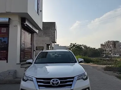 Second Hand Toyota Fortuner 2.8 4x2 AT [2016-2020] in Patiala