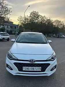 2018 हुंडई i20 एक्टिव 1.4 s 1 2018 हुंडई i20 एक्टिव 1.4 s 1