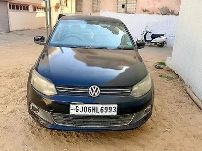 2014 Volkswagen Vento Highline Petrol 1