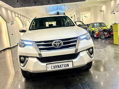 Second Hand Toyota Fortuner 2.8 4x2 AT [2016-2020] in Delhi