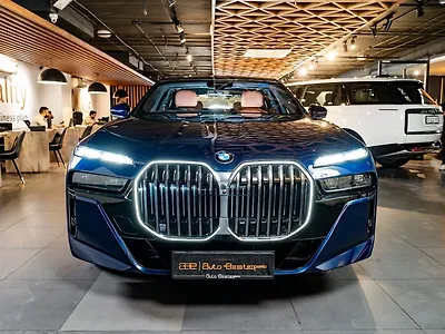 Second Hand BMW 7-Series 740i M Sport in Delhi