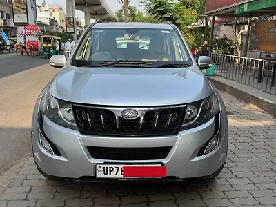 2015 Mahindra XUV500 W10 AWD 1