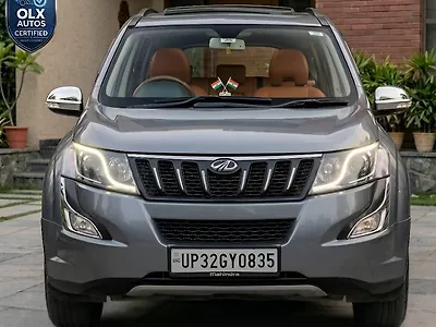 Second Hand Mahindra XUV500 W10 AWD AT in Lucknow