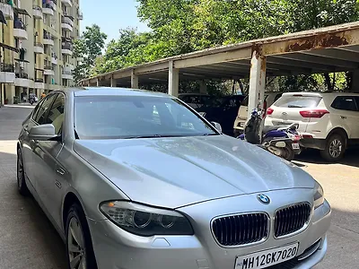 2010 BMW 5-Series 525d Luxury Plus 1