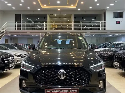 2023 MG Gloster Blackstorm 4WD Diesel Turbo Automatic 7 STR