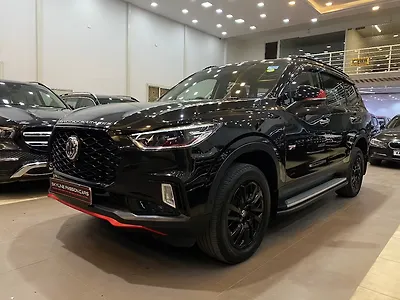 2023 MG Gloster Blackstorm 4WD Diesel Turbo Automatic 7 STR