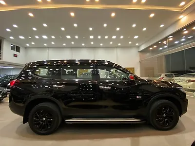 2023 MG Gloster Blackstorm 4WD Diesel Turbo Automatic 7 STR