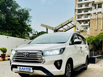 2022 Toyota Innova Crysta GX 2.4 7 STR 1
