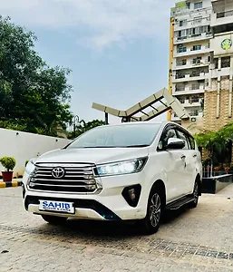 2022 Toyota Innova Crysta GX 2.4 7 STR 1 2022 Toyota Innova Crysta GX 2.4 7 STR 1