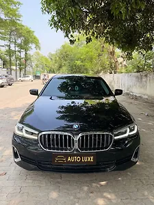 2022 BMW 5-Series 520d Luxury Line 1 2022 BMW 5-Series 520d Luxury Line 1