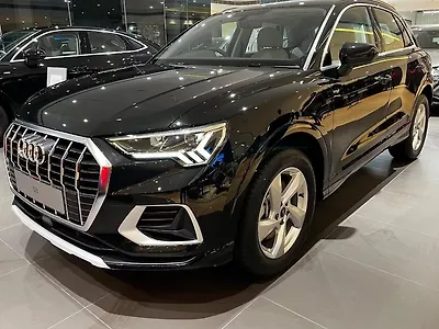 2025 Audi Q3 40 TFSI Premium 1