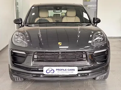 2024 Porsche Macan Base 1