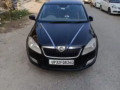 Second Hand स्कोडा रैपिड एलिगेंस 1.6 mpi एमटी in लखनऊ