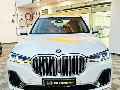 Second Hand BMW X7 xDrive30d DPE Signature 7STR in Mohali