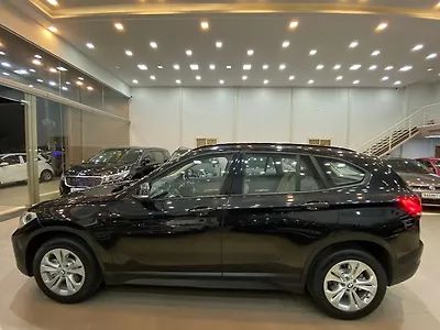 2022 BMW X1 sDrive20i SportX