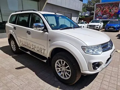 2016 Mitsubishi Pajero 2.5 AT 1
