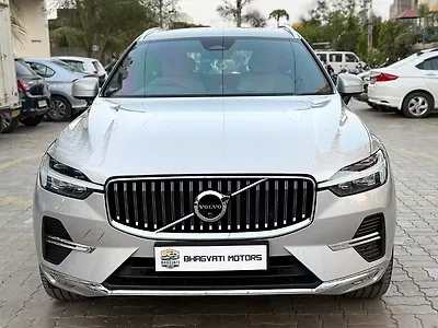 2024 Volvo XC60 B5 Ultimate 1